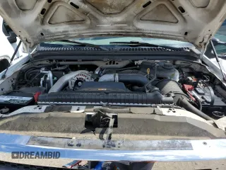 2006 Ford F-350 XL z VIN 1FDWW36P36ED25201, wystawiony jako Copart lot #65108995 z przebiegiem 226 872 mil mil oraz Czysty tytuł • Clean title. Historia ofert i sprzedaży dostępna na DreamBid. Obrazek 11.