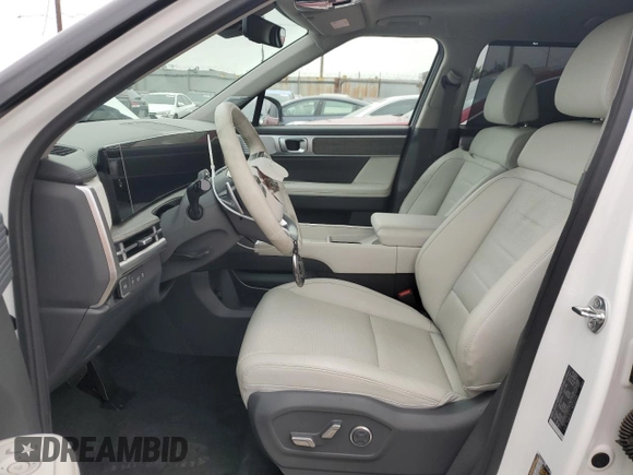 2024 Hyundai Santa Fe Limited z VIN 5NMP44GL9RH040004, wystawiony jako Copart lot #55640395 z przebiegiem 2 552 mil mil oraz Szkoda całkowita • Salvage title. Historia ofert i sprzedaży dostępna na DreamBid. Obrazek 7.