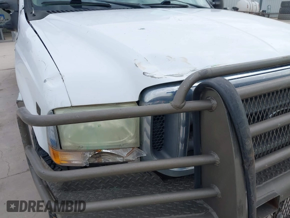 2002 Ford Super Duty F-250 XL with VIN 1FTNW21F52ED46120, listed as a IAAI auction lot 41681768 with 242,053 mi miles. Bid and sale history available at carsss.com. Image 21.