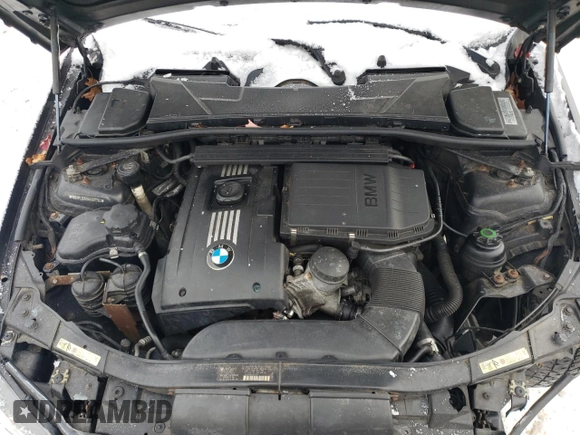 2010 BMW 3 Series 335i xDrive with VIN WBAPL3C51AA407784, listed as a Copart auction lot 59004125 with 211,708 mi miles and Non repairable. Bid and sale history available at DreamBid. Image 11.