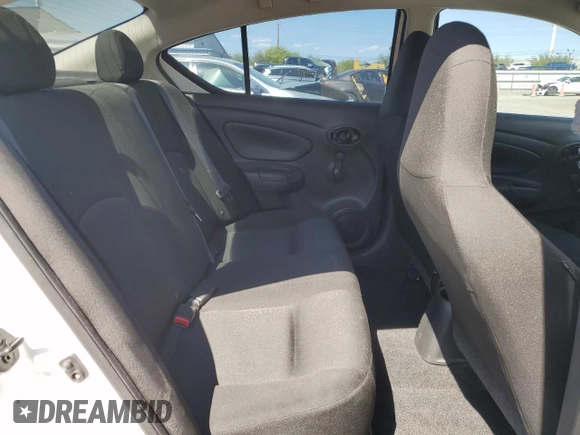 2017 Nissan Versa S z VIN 3N1CN7APXHL867247, wystawiony jako Copart lot #54205165 z przebiegiem 98 164 mil mil oraz Szkoda całkowita • Salvage title. Historia ofert i sprzedaży dostępna na DreamBid. Obrazek 10.
