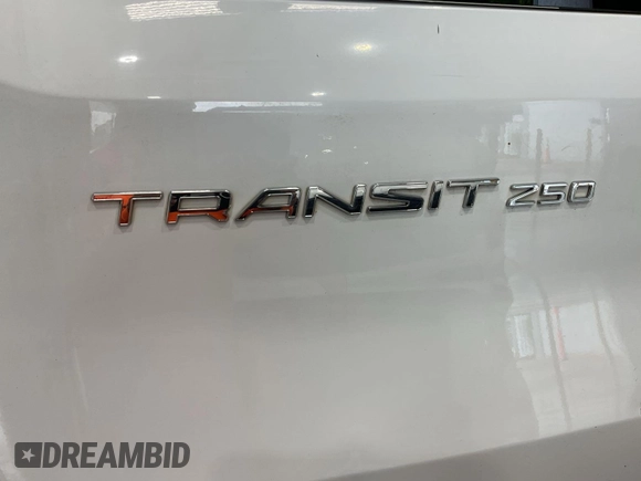 2018 Ford Transit с VIN 1FTYR1ZG4JKA34091, выставлен на аукционе IAAI как лот 42650298 с пробегом 177 181 миль миль и . История ставок и продаж доступна на DreamBid. Изображение 22.