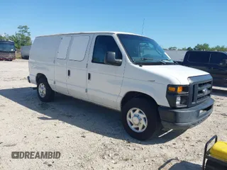 2012 Ford Econoline Cargo Commercial z VIN 1FTNE2EL3CDB10480, wystawiony jako IAAI lot #41861428 z przebiegiem 152 065 mil mil oraz . Historia ofert i sprzedaży dostępna na DreamBid. Obrazek 1.