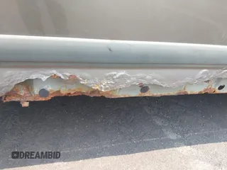 2001 Chevrolet City Express Cargo z VIN 1GBHG39R111196645, wystawiony jako IAAI lot #42415730 z przebiegiem 102 395 mil mil oraz . Historia ofert i sprzedaży dostępna na DreamBid. Obrazek 6.