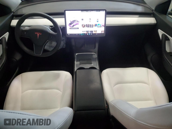 2021 Tesla Model Y Long Range with VIN 5YJYGDEE8MF252824, listed as a Copart auction lot 53801315 with 31,084 mi miles and Salvage Title. Bid and sale history available at DreamBid. Image 8.
