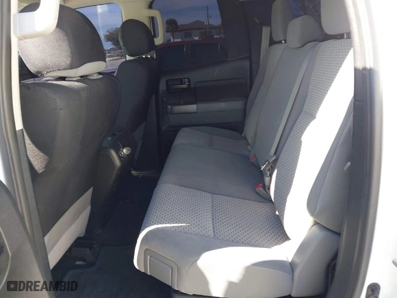 2012 Toyota Tundra 2WD Truck with VIN 5TFRM5F15CX040210, listed as a IAAI auction lot 41395621 with 161,128 mi miles. Bid and sale history available at carsss.com. Image 8.