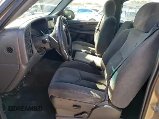 2005 Chevrolet Silverado 1500HD LT1 z VIN 1GCGC13U05F900248, wystawiony jako Copart lot #76270974 z przebiegiem 134 221 mil mil oraz Szkoda całkowita • Salvage title. Historia ofert i sprzedaży dostępna na DreamBid. Obrazek 7.