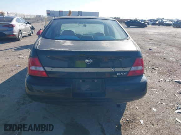 2001 Nissan Altima GXE with VIN 1N4DL01D81C220261, listed as a IAAI auction lot 41146808 with 140,840 mi miles. Bid and sale history available at carsss.com. Image 16.