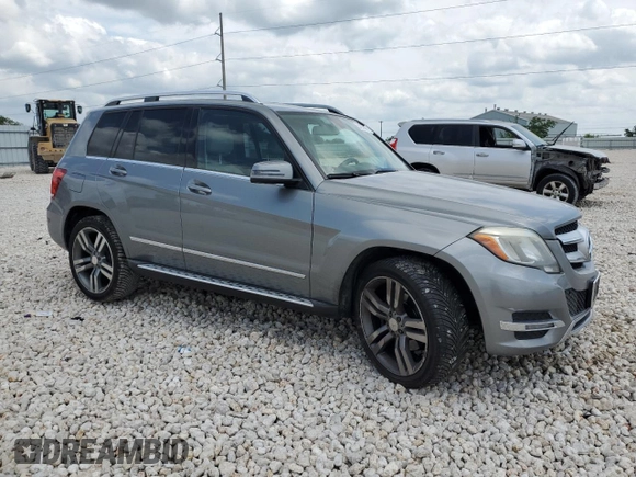 2013 Mercedes-Benz GLK 350 with VIN WDCGG5HB8DG003538, listed as a Copart auction lot 54958445 with 197,662 mi miles and Salvage Title. Bid and sale history available at DreamBid. Image 4.