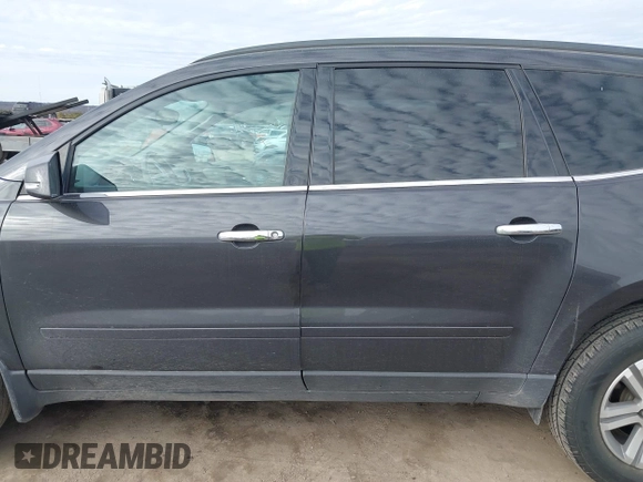 2015 Chevrolet Traverse LT with VIN 1GNKRGKD8FJ325528, listed as a IAAI auction lot 41654599 with 151,562 mi miles. Bid and sale history available at carsss.com. Image 14.