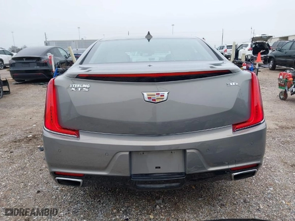 2019 Cadillac XTS Luxury with VIN 2G61M5S32K9128829, listed as a IAAI auction lot 41586235 with 22,009 mi miles. Bid and sale history available at carsss.com. Image 17.
