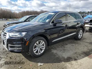 2019 Audi Q7 Premium z VIN WA1AHAF74KD039283, wystawiony jako Copart lot #81882184 z przebiegiem 43 945 mil mil oraz Szkoda całkowita • Salvage title. Historia ofert i sprzedaży dostępna na DreamBid. Obrazek 1.