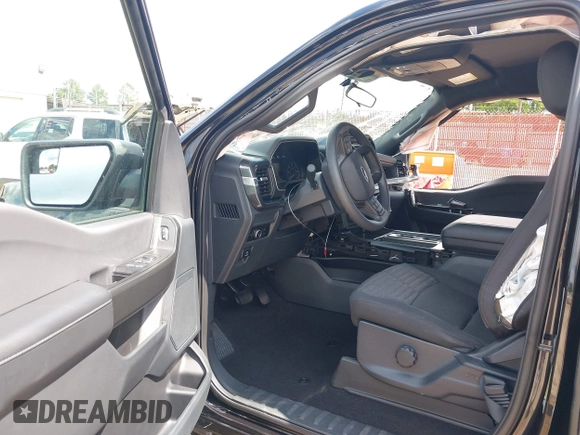 2023 Ford F-150 XL with VIN 1FTEW1CP3PKE31756, listed as a IAAI auction lot 42242178 with 15,370 mi miles and . Bid and sale history available at DreamBid. Image 5.