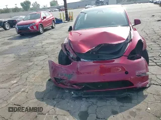 2024 Tesla Model Y с VIN 7SAYGDED3RF166676, выставлен на аукционе Copart как лот 60792165 с пробегом 22 445 миль миль и Списание • Salvage title. История ставок и продаж доступна на DreamBid. Изображение 14.