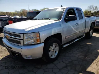 2012 Chevrolet Silverado 1500 LT with VIN 1GCRKSE73CZ273436, listed as a Copart auction lot 53454685 with 261,677 mi miles and Salvage Title. Bid and sale history available at carsss.com. Image 1.