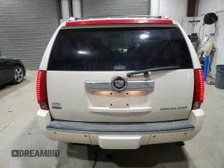 2010 Cadillac Escalade Premium with VIN 1GYUKCEF2AR146420, listed as a Copart auction lot 48102685 with 121,229 mi miles and Clean title. Bid and sale history available at DreamBid. Image 6.