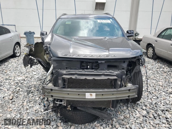2018 Ford Explorer XLT z VIN 1FM5K7D88JGC64032, wystawiony jako Copart lot #58761555 z przebiegiem 92 190 mil mil oraz Nie do naprawy • Non repairable. Historia ofert i sprzedaży dostępna na DreamBid. Obrazek 5.