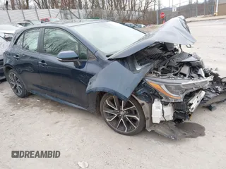 2019 Toyota Corolla Hatchback SE with VIN JTNK4RBE2K3044511, listed as a IAAI auction lot 41490601 with 117,001 mi miles. Bid and sale history available at carsss.com. Image 1.