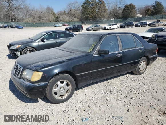 1999 Mercedes-Benz S 320/430/500 z VIN WDBGA51GXXA429668, wystawiony jako Copart lot #48820725 z przebiegiem Nie podano mil oraz Czysty tytuł • Clean title. Historia ofert i sprzedaży dostępna na DreamBid. Obrazek 1.