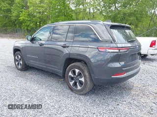 2023 Jeep Grand Cherokee с VIN 1C4RJYB68PC665709, выставлен на аукционе IAAI как лот 42342258 с пробегом 12 034 миль миль и . История ставок и продаж доступна на DreamBid. Изображение 3.