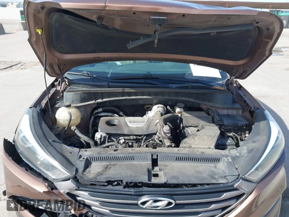 2016 Hyundai Tucson Limited with VIN KM8J33A20GU137662, listed as a IAAI auction lot 41818149 with 120,010 mi miles. Bid and sale history available at carsss.com. Image 10.