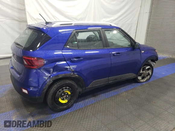 2024 Hyundai Venue SEL z VIN KMHRC8A38RU324692, wystawiony jako Copart lot #54395115 z przebiegiem 12 017 mil mil oraz Czysty tytuł • Clean title. Historia ofert i sprzedaży dostępna na DreamBid. Obrazek 3.