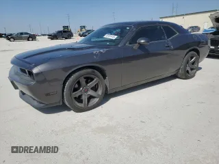2013 Dodge Challenger R/T Classic z VIN 2C3CDYBT5DH541882, wystawiony jako Copart lot #49187415 z przebiegiem 61 304 mil mil oraz Czysty tytuł • Clean title. Historia ofert i sprzedaży dostępna na DreamBid. Obrazek 1.