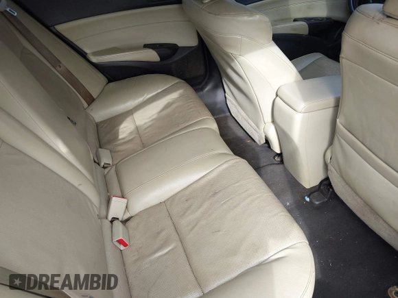 2013 Acura ILX Premium z VIN 19VDE1F54DE001539, wystawiony jako IAAI lot #42015973 z przebiegiem Nie podano mil oraz . Historia ofert i sprzedaży dostępna na DreamBid. Obrazek 8.