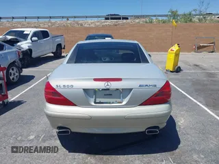 2003 Mercedes-Benz SL 500 z VIN WDBSK75F43F010443, wystawiony jako IAAI lot #42270762 z przebiegiem Nie podano mil oraz . Historia ofert i sprzedaży dostępna na DreamBid. Obrazek 16.