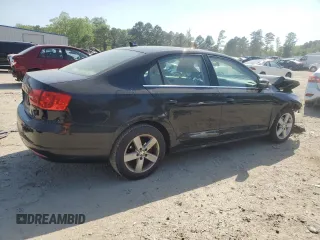 2013 Volkswagen Jetta TDI w/Premium с VIN 3VWLL7AJ5DM389660, выставлен на аукционе Copart как лот 53796405 с пробегом 82 151 миль миль и Чистый • Clean title. История ставок и продаж доступна на DreamBid. Изображение 3.