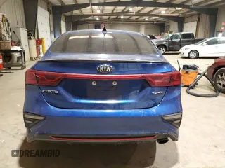 2020 Kia Forte GT-Line with VIN 3KPF34AD9LE181539, listed as a Copart auction lot 46827965 with 86,604 mi miles and Salvage Title. Bid and sale history available at carsss.com. Image 6.