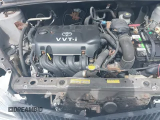2000 Toyota ECHO z VIN JTDBT1239Y5019643, wystawiony jako IAAI lot #42357161 z przebiegiem 228 508 mil mil oraz . Historia ofert i sprzedaży dostępna na DreamBid. Obrazek 10.