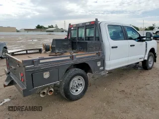 2023 Ford F-250 XL z VIN 1FT7W2BT8PEC30883, wystawiony jako Copart lot #62118535 z przebiegiem 47 949 mil mil oraz Szkoda całkowita • Salvage title. Historia ofert i sprzedaży dostępna na DreamBid. Obrazek 3.