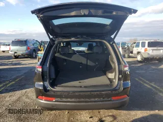 2024 Jeep Grand Cherokee Laredo with VIN 1C4RJHAG9RC255210, listed as a Copart auction lot 85318094 with 2,277 mi miles and Salvage title. Bid and sale history available at DreamBid. Image 6.