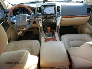 2014 Toyota Land Cruiser with VIN JTMHY7AJ2E4028202, listed as a Copart auction lot 75114784 with 121,620 mi miles and Salvage Title. Bid and sale history available at carsss.com. Image 8.
