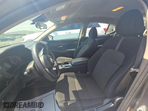 2024 Nissan Sentra SV with VIN 3N1AB8CV7RY294068, listed as a IAAI auction lot 42852813 with 26,702 mi miles and . Bid and sale history available at DreamBid. Image 10.