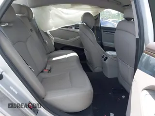 2017 Genesis G80 3.8L z VIN KMHGN4JE5HU194946, wystawiony jako IAAI lot #42108731 z przebiegiem 155 495 mil mil oraz . Historia ofert i sprzedaży dostępna na DreamBid. Obrazek 8.