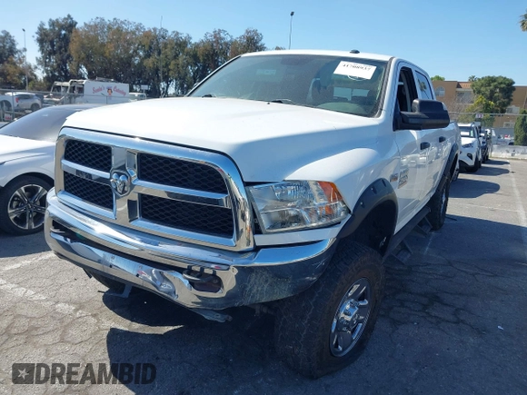 2015 Ram 2500 Tradesman with VIN 3C6UR5CJ8FG529510, listed as a IAAI auction lot 41708937 with 111,404 mi miles. Bid and sale history available at carsss.com. Image 17.
