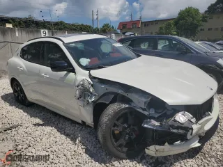 2022 Maserati Levante GT with VIN ZN661XUA7NX394158, listed as a Copart auction lot 66472864 with 26,841 mi miles and Non Repairable. Bid and sale history available at carsss.com. Image 4.