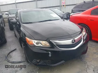 2013 Acura ILX Premium Pkg with VIN 19VDE1F54DE012945, listed as a IAAI auction lot 41441320 with 240,417 mi miles. Bid and sale history available at carsss.com. Image 1.