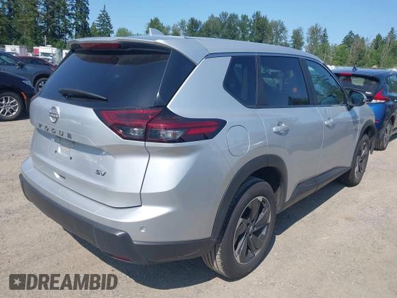 2024 Nissan Rogue SV z VIN 5N1BT3BA4RC678510, wystawiony jako IAAI lot #42408399 z przebiegiem 32 966 mil mil oraz . Historia ofert i sprzedaży dostępna na DreamBid. Obrazek 4.