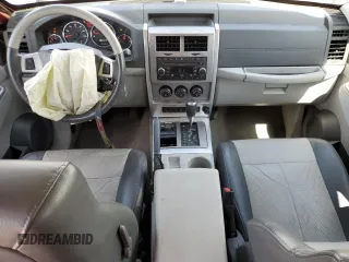 2008 Jeep Liberty Limited with VIN 1J8GN58K38W286172, listed as a Copart auction lot 58828415 with 81,606 mi miles and Salvage title. Bid and sale history available at DreamBid. Image 8.