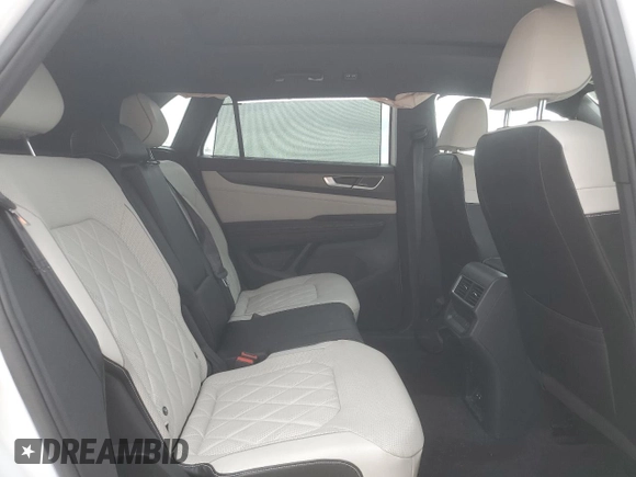 2024 Volkswagen Atlas SEL Premium R-Line с VIN 1V2FE2CA9RC205256, выставлен на аукционе Copart как лот 50717495 с пробегом 22 786 миль миль и Списание • Salvage title. История ставок и продаж доступна на DreamBid. Изображение 12.