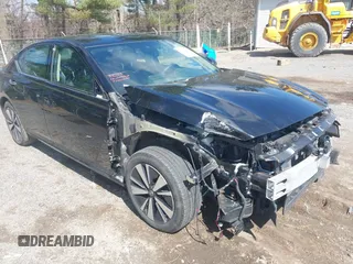 2019 Nissan Altima 2.5 SL with VIN 1N4BL4EV5KC203971, listed as a IAAI auction lot 41936198 with 122,766 mi miles. Bid and sale history available at carsss.com. Image 6.