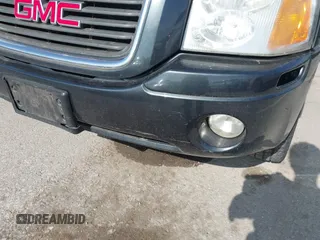 2003 GMC Envoy SLE z VIN 1GKDT13S832272692, wystawiony jako IAAI lot #42289095 z przebiegiem 215 210 mil mil oraz . Historia ofert i sprzedaży dostępna na DreamBid. Obrazek 6.