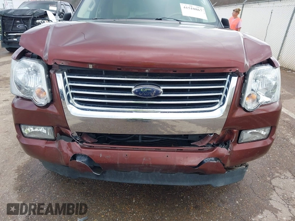 2010 Ford Explorer XLT with VIN 1FMEU6DE0AUA95281, listed as a IAAI auction lot 41510867 with 194,122 mi miles and . Bid and sale history available at DreamBid. Image 6.