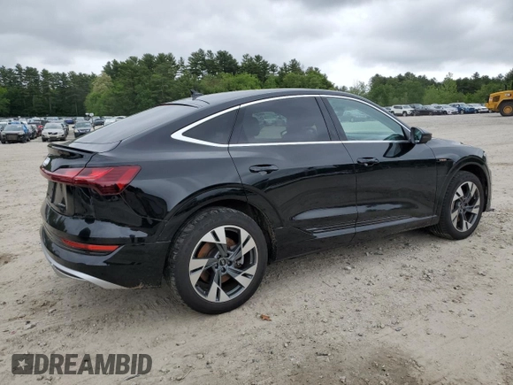 2022 Audi e-tron Sportback S line Premium Plus z VIN WA12AAGE7NB007093, wystawiony jako Copart lot #57248545 z przebiegiem 21 275 mil mil oraz Szkoda całkowita • Salvage title. Historia ofert i sprzedaży dostępna na DreamBid. Obrazek 3.