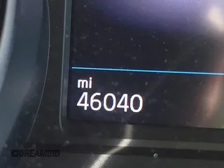 2021 Volkswagen Atlas SE z VIN 1V2WR2CA9MC585700, wystawiony jako IAAI lot #42234502 z przebiegiem 46 040 mil mil oraz . Historia ofert i sprzedaży dostępna na DreamBid. Obrazek 15.