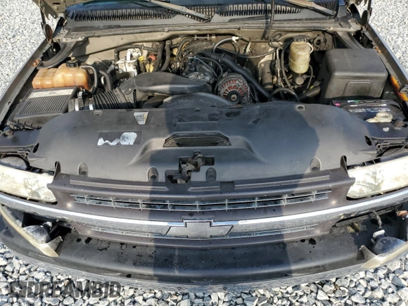 2002 Chevrolet Silverado 1500HD LT with VIN 1GCGC13U42F195580, listed as a Copart auction lot 53432235 with 238,007 mi miles and Salvage Title. Bid and sale history available at DreamBid. Image 12.
