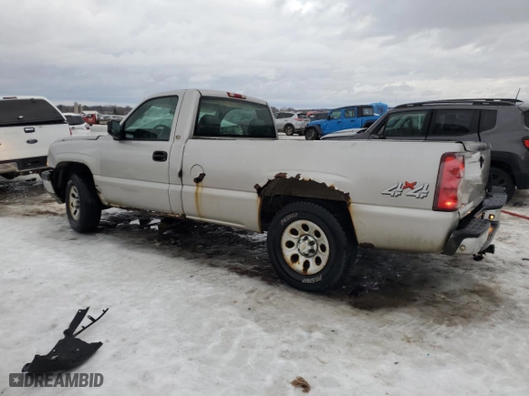 2005 Chevrolet Silverado 1500 Z71 with VIN 1GCEK14TX5Z112351, listed as a Copart auction lot 42116335 with 116,894 mi miles and Clean Title. Bid and sale history available at carsss.com. Image 2.